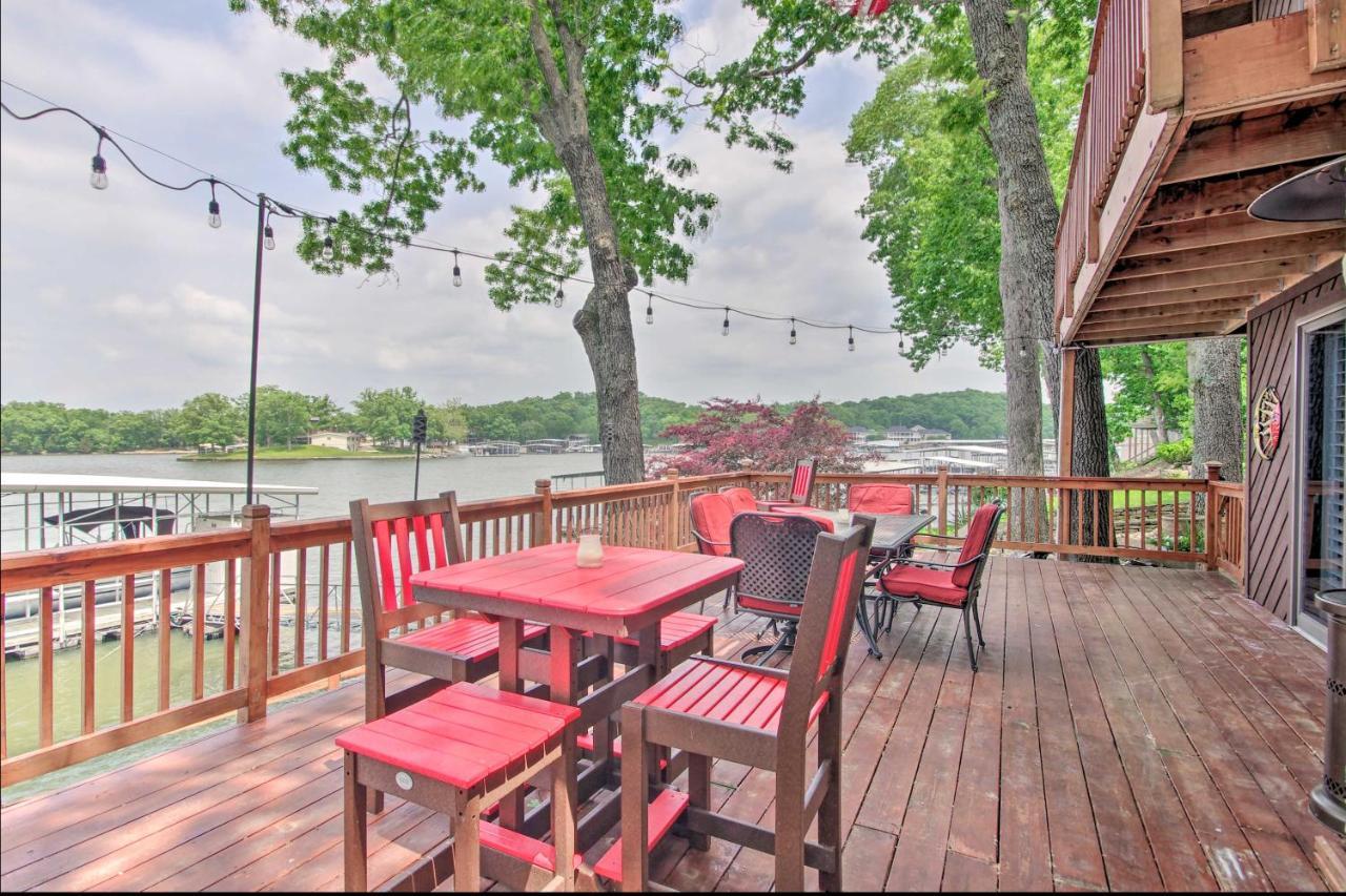 Waterfront Lake Ozark Home With Private Dock! Exterior photo