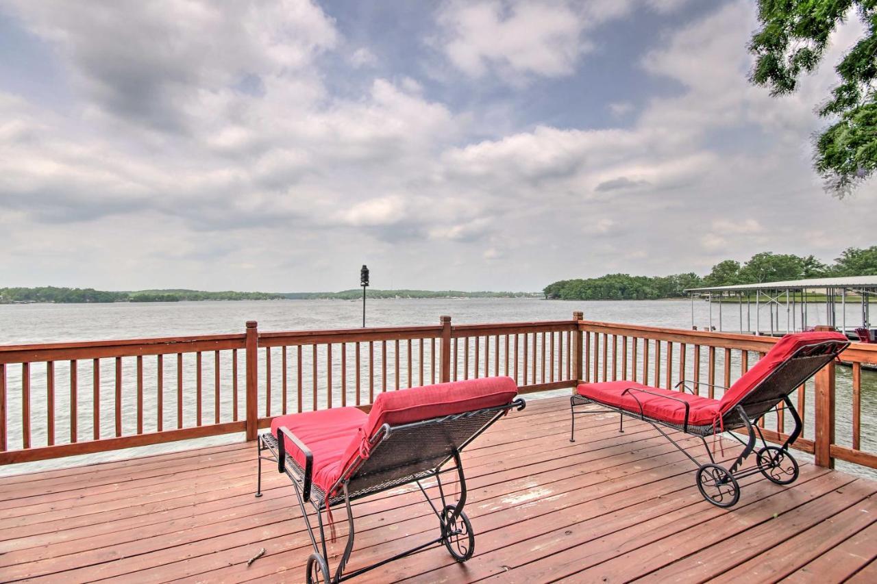 Waterfront Lake Ozark Home With Private Dock! Exterior photo