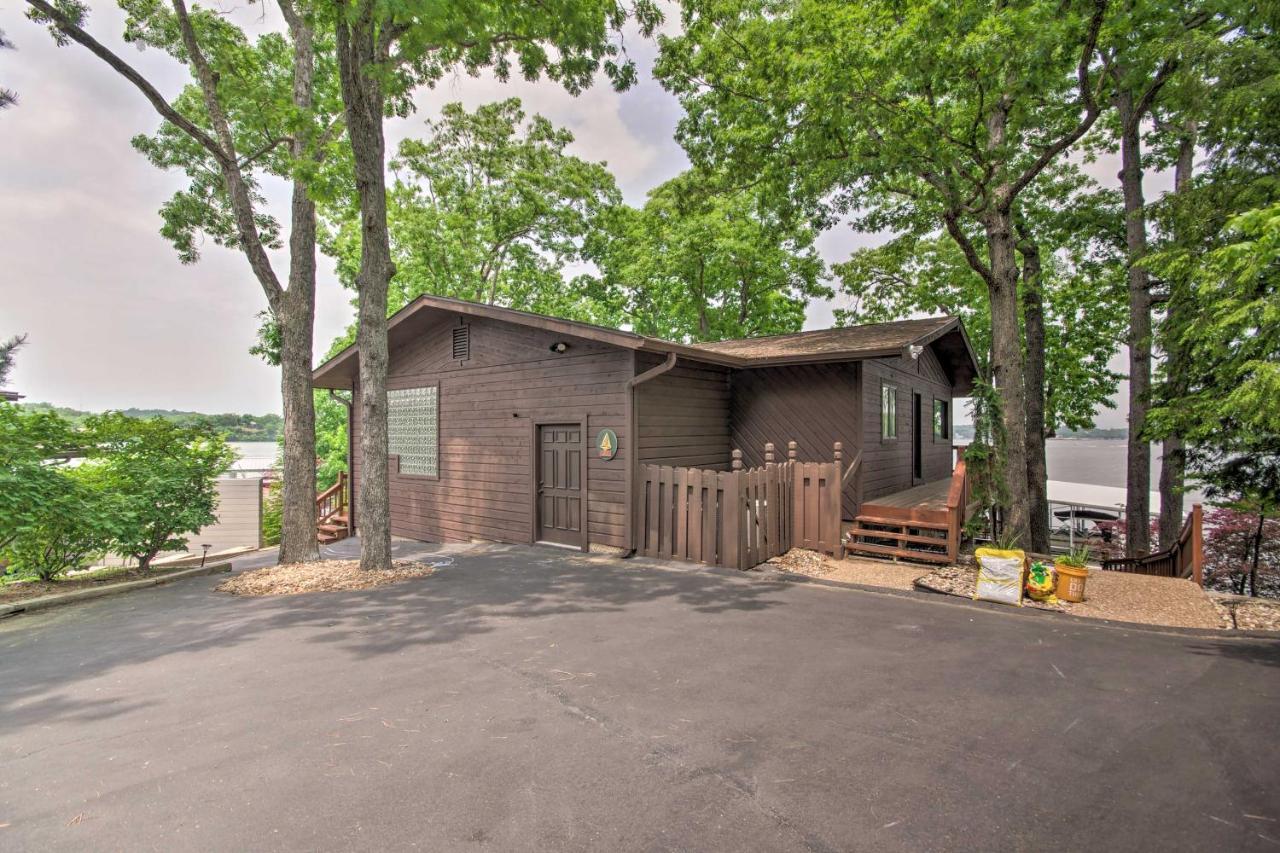 Waterfront Lake Ozark Home With Private Dock! Exterior photo